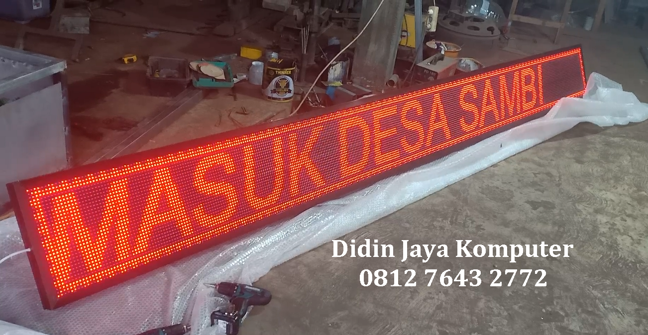 <p>Running text untuk gapura desa Sambi ini berukuran 36x388cm yang menggunakan led warna merah. Penggunaan led warna merah sangat populer di masyarakat dan sudah banyak yang memakai karena tulisan tetap jelas terbaca saat pagi sampai malam hari. Kualitas running text kami sangat bagus yang bisa anda gunakan dalam waktu yang lama.</p>
